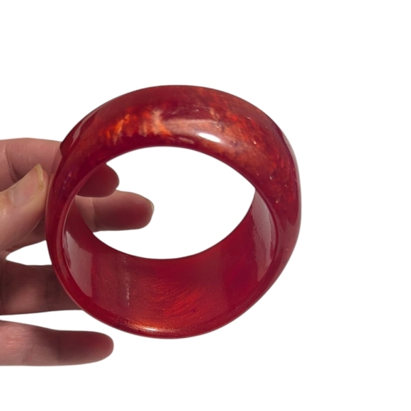 Vintage Bangle Bracelet Asymmetrical Lucite MCM Modernist Chunky Acrylic Boho - Picture 8 of 8